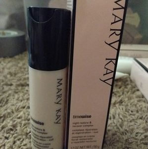 Mary Kay night restore and recover serum
